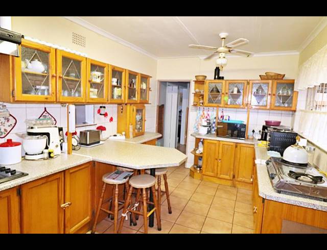 3 BEDROOM HOUSE FOR SALE IN KLOPPERPARK